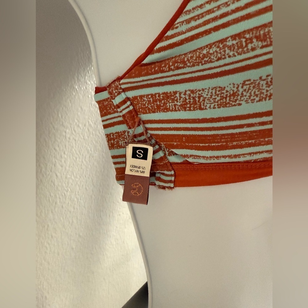 Maaji Rust Reversible Bikini Top with fun multi-strap back design. Size: Small. - Picture 8 of 11